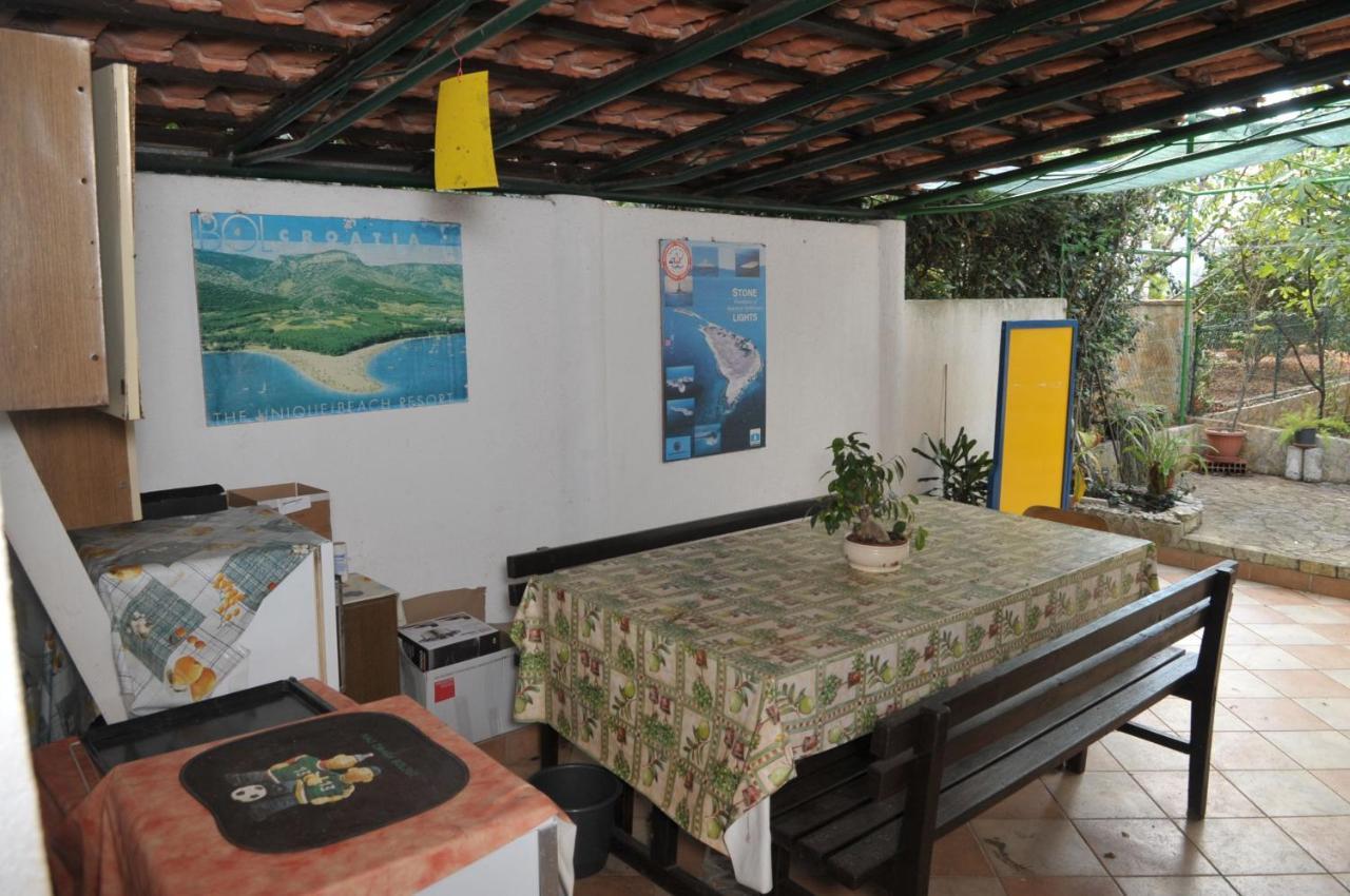 Apartments Valerija Supetar Extérieur photo